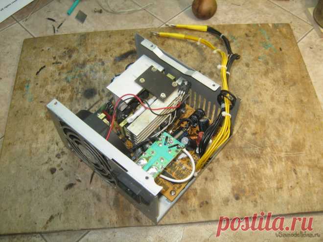 Регулируемый блок питания 30 В, 6 А из компьютерного. Переделка MICROLAB 350W Потребность в относительно мощном 30 вольт блоке питания (далее БП), побудила взяться за паяльник. Изучение опыта коллег показало – такое напряжение с потребным током вполне можно получить от стандартного компьютерного БП при не слишком глубокой его модернизации – переделке подверглась схема
