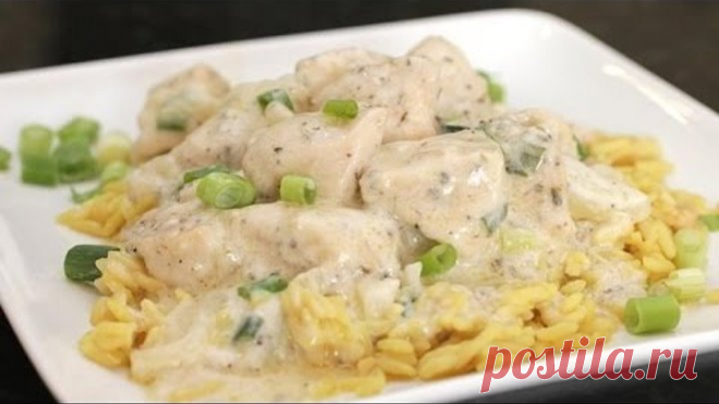 Сочная куриная грудка в сметанном соусе