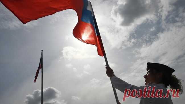 В Приднестровье прошли акции в честь Дня флага России