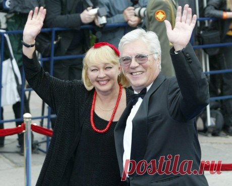 Жизнь на две семьи: как Евгений Жариков умудрялся всю жизнь морочить голову сразу двум женщинам? | ПРО Кино| PRO Кино | Яндекс Дзен