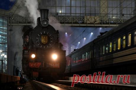 На Украине партизаны пустили под откос эшелон с грузом для ВСУ из Молдавии. Партизаны уничтожили более 60 тонн натовских снарядов.