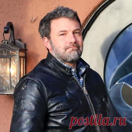 Снова запил: Бен Аффлек отправился на реабилитацию после бурных вечеринок с молодой подругой
