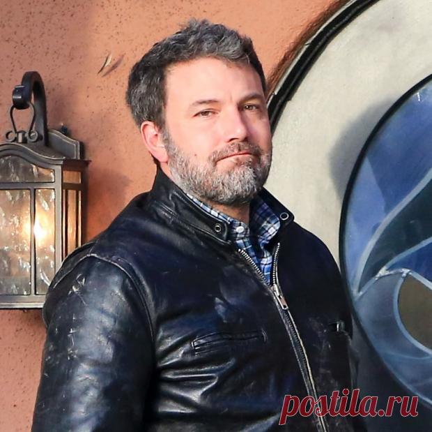 Снова запил: Бен Аффлек отправился на реабилитацию после бурных вечеринок с молодой подругой