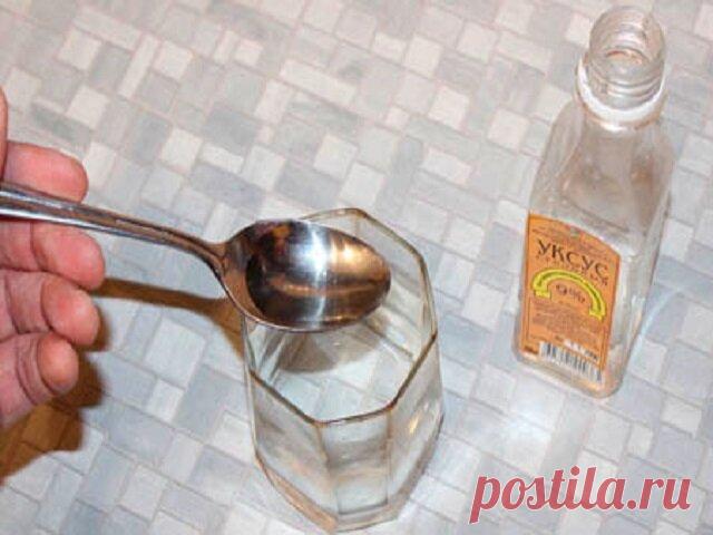 Хозяйке на заметку: как сделать обычный столовый уксус из 70% уксусной кислоты? | Дачные записки | Яндекс Дзен