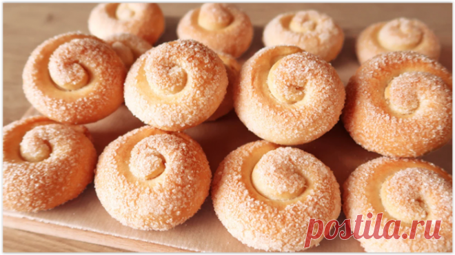 Вкусное печенье на кефире с сахарной корочкой, которое очень легко приготовить!