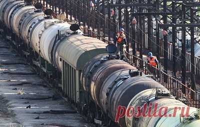 Минэнерго проанализировало возможность введения механизма лицензирования экспорта бензина. В министерстве отметили, что до сих пор ведется межведомственное обсуждение