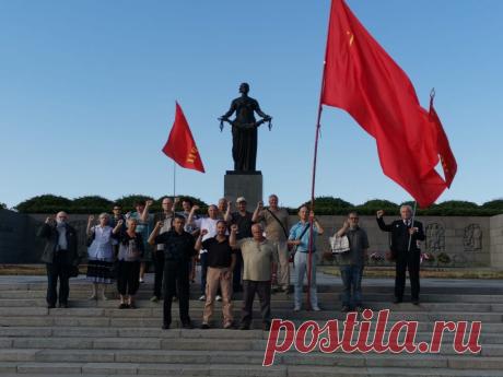 День памяти и скорби в Городе-герое Ленинграде – Российская коммунистическая рабочая партия (РКРП-КПСС)