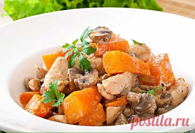 Курица с тыквой и грибами в мультиварке - Пошаговый рецепт с фото своими руками Курица с тыквой и грибами в мультиварке - Простой пошаговый рецепт приготовления в домашних условиях с фото. Курица с тыквой и грибами в мультиварке - Состав, калорийность и ингредиенти вкусного рецепта.