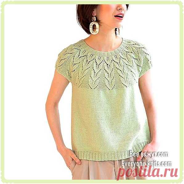 ТОП С КРУГЛОЙ КОКЕТКОЙ БЕЗ РУКАВОВ.
Эта модель выполнена без швов, единым полотном, сверху вниз круговыми рядами.