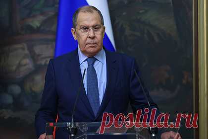 Лавров назвал визит бывшего госсекретаря США в Москву позитивным сигналом. Министр иностранных дел России Сергей Лавров высказался о встрече со спецпредставителем президента США по вопросам климата Джоном Керри. Дипломат назвал визит бывшего американского госсекретаря в Москву важным и позитивным сигналом для дальнейшего развития отношений России и США.