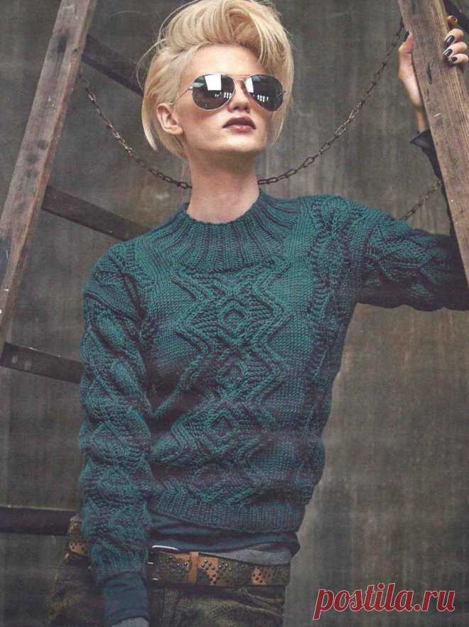 Пуловер с узором листики