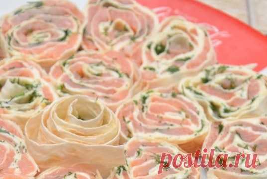 Рулет из лаваша с красной рыбой — Рецепт фуршетной закуски — ГАРМОНИЯ