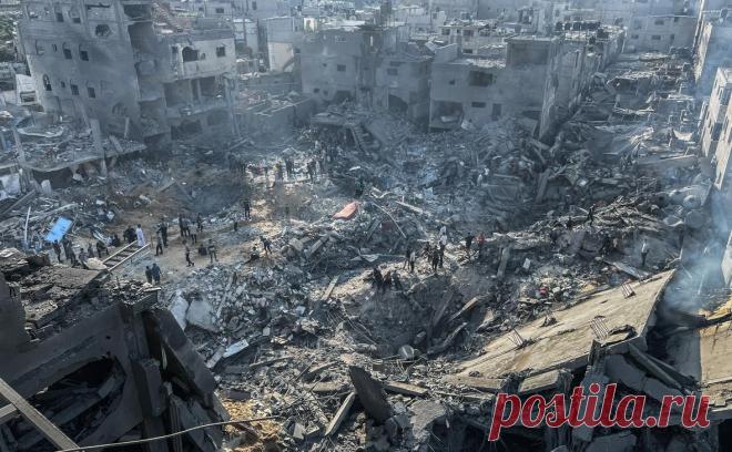 Politico узнала о давлении США на Израиль после удара по лагерю беженцев. США после удара Израиля по лагерю беженцев в Джабалии запросил данные об этом и призвал избежать вреда для мирных жителей. Вашингтон усилил давление, чтобы израильские военные «отступили», пишет Politico