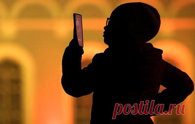 СФ рекомендовал Минцифры рассмотреть введение детских sim-карт. Это нужно для защиты от информации, причиняющей вред здоровью, уточнили Совфеде