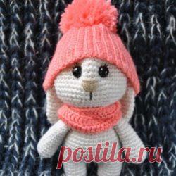 Зайка в шапочке | AmiguRoom