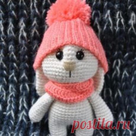 Зайка в шапочке | AmiguRoom