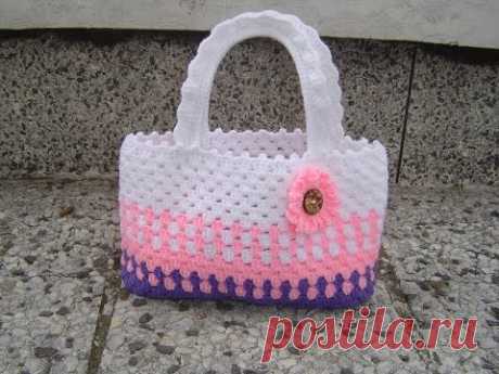 Como tejer cartera o bolso para niña en crochet paso a paso