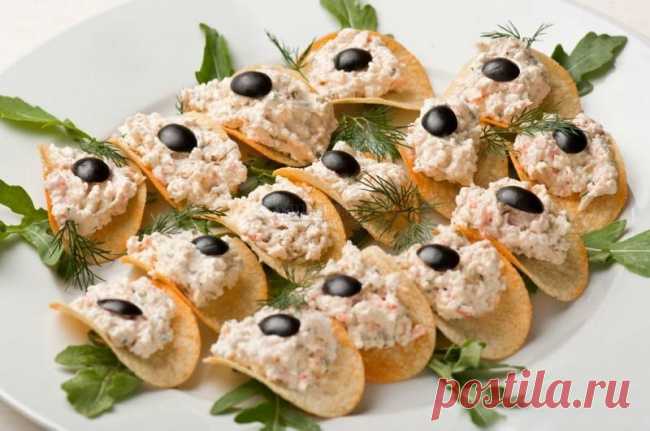 7 вкуснющих праздничных закусок на скорую руку