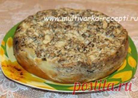 Заливной пирог с картофелем и рыбными консервами в мультиварке