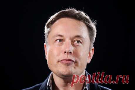 Илон Маск «поаплодировал» Дмитрию Рогозину. Глава SpaceX Илон Маск (Elon Musk) «поаплодировал» директору Роскосмоса Дмитрию Рогозину. Маск отреагировал на заявление Рогозина о том, что российские олигархи должны вкладываться в развитие космической промышленности, поставив им в пример британского миллиардера Ричарда Брэнсона (Richard Branson).