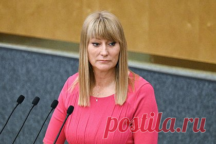 Журова прокомментировала планы Байдена выгнать Овечкина из НХЛ