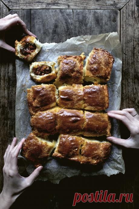 DIM SUM MONTH: CHAR SIU PULL-APART PINEAPPLE BUN – Lady and Pups – an angry food blog