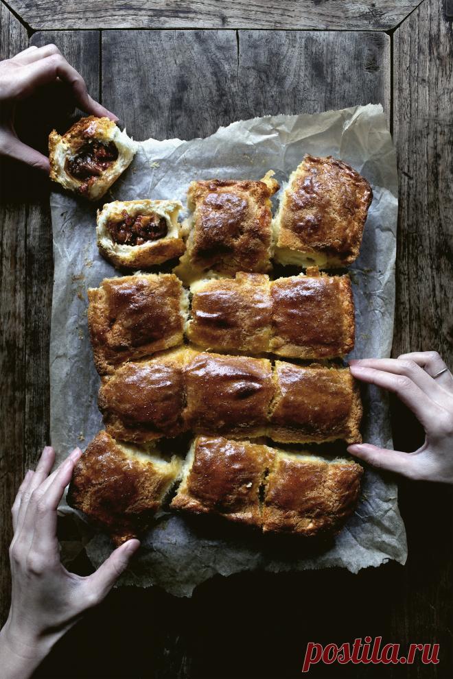 DIM SUM MONTH: CHAR SIU PULL-APART PINEAPPLE BUN – Lady and Pups – an angry food blog