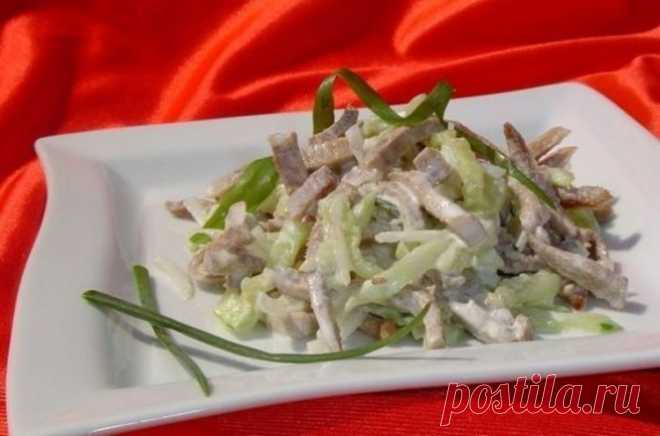 Новогодний салатик из языка - Простые рецепты Овкусе.ру