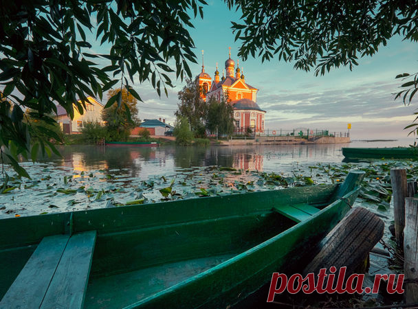 Старинные города
Такие города, как Переславль-Залесский, Ростов Великий и Суздаль, подходят и для путешествий с детьми, и для съемки живописных пейзажей. Особенно интересно фотографировать в деревнях и селах рядом с такими городами.оссия