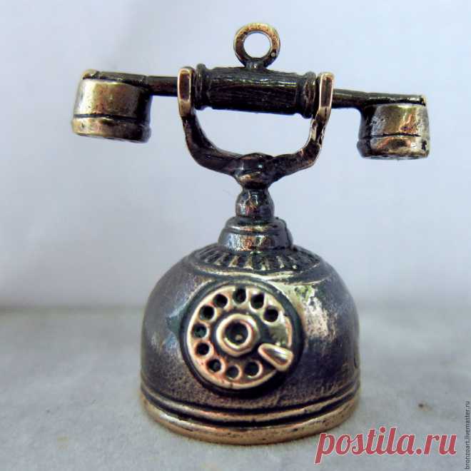 Купить Телефон колокольчик статуэтка миниатюра сувенир коллекционный бронза в интернет магазине на Ярмарке Мастеров Купить или заказать Телефон колокольчик статуэтка миниатюра сувенир коллекционный бронза в интернет магазине на Ярмарке Мастеров. С доставкой по России и СНГ. Материалы: бронза, литьё, бронза античная, бронза…. Размер: 45*35мм