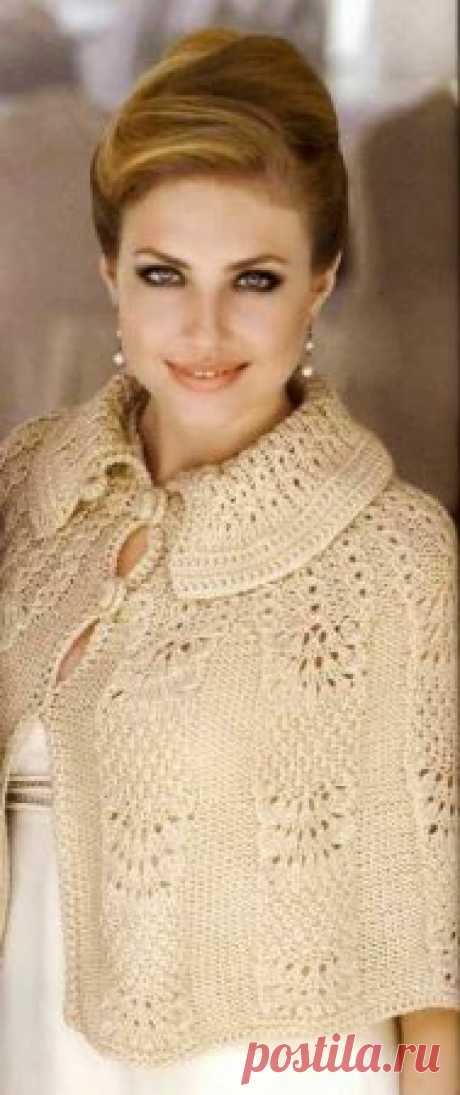 Болеро – накидка спицами песочного цвета