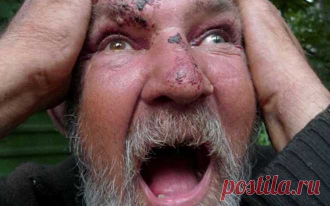 Еду я в электричке. Вдруг...