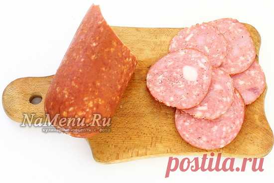 Картошка-гармошка с колбасой и сыром в духовке рецепт с фото