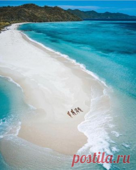 Este lugar tem o mar com a água mais limpa do mundo 😱 A ilha de Linapacan, em Palawan, nas Filipinas, foi eleita um dos lugares com a água mais transparente do universo. De acordo com dados oficiais de 2010, a população do local é de pouco mais de 14 mil pessoas. Veja as fotos:
