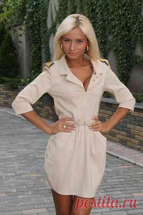 Платье &quot;погоны&quot; в наличии! рр м 1350руб.