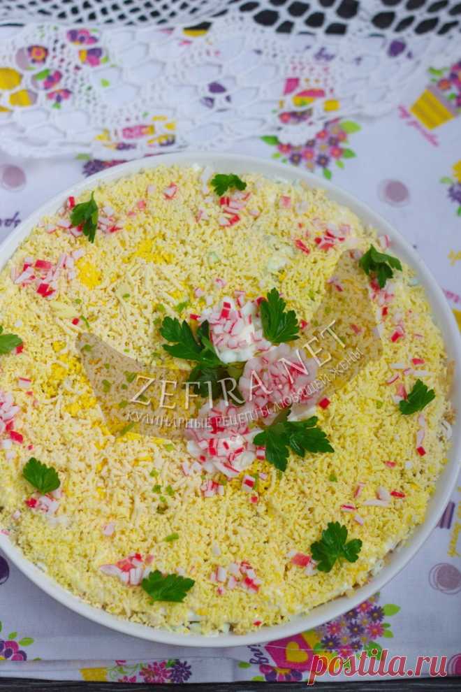 Вкусный слоеный салат с крабовыми палочками — Кулинарные рецепты любящей жены
