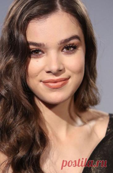 Хейли Стайнфелд, 11 декабря, 1996