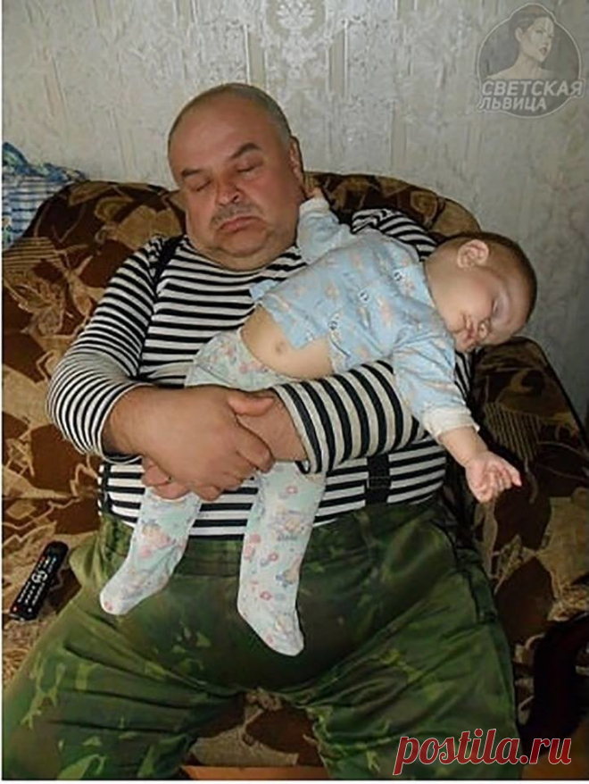 Дед на вахте при исполнении...😁