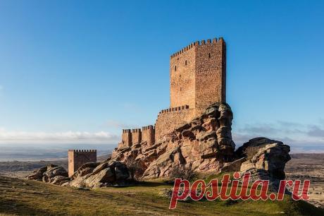 Замок Сафра (Гвадалахара) Испания