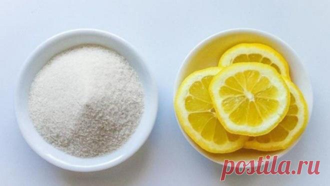 Вот 3 способа не брить подмышки, но сделать их гладкими как фарфор Кому нравятся волосы под мышками, неприятный запах и пятна пота на белых платьях, рубашках и шёлковых блузках? Пожалуй, можно смело сказать: никому! Женщины тратят много времени и денег на бритьё и эпиляции в области подмышек.