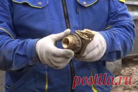Монтаж скважинного адаптера. Как провести воду в дом?