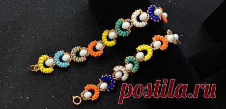 2-Hole Seed Bead Jewelry - How to Make a Colorful 2-Hole Seed Bead Flower Bracelet- Pandahall.com