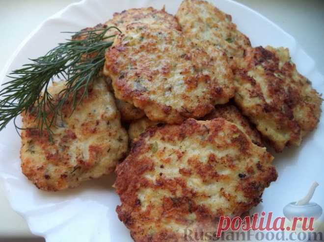 Рецепт: Нежные оладьи из куриного фарша на RussianFood.com