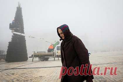 На Украине назвали Киев городом-призраком. Киев превращается в «город-призрак», так как его покидают люди. «Переселенцы (...) из Киева начинают уезжать. Киев превращается постепенно, благодаря Кличко и всем остальным Зеленским, Ермакам, Шмыгалям, в город-призрак», — заявил советник бывшего президента Украины Леонида Кучмы Олег Соскин.