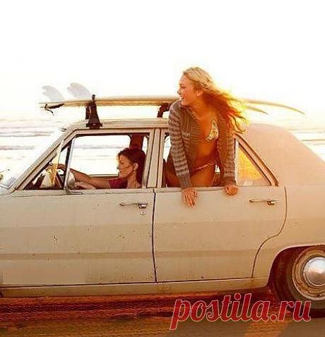 Как стать успешным.
 Вот 8 способов продвинуть свою жизнь вперед Это ощущение испытывает периодически каждый. А некоторые пребывают в нем постоянно. Это неприятное чувство бессилия, обреченности, усталости, которое возникает всякий раз, когда вы хотите что-то изменить в своей жизни, но обстоятельства препятствуют этому. Вы бьетесь лбом о стену, но не можете продвинуться ни на сантиметр. Вы выгребаете из болота, а оно смачно засасывает вас обратно. Вы застряли…