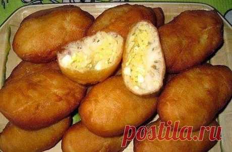 25 рецептов пирожков:
1. Пирожки с рисом и яйцом
2. Воздушные жареные пирожки
3. Вкусные пирожки "Кролики"
4. Пирожки на кипятке   ​   
5. Пирожки за 10 минут 
6. Пирожки с картошкой и жареным луком
7. Пирожки из творожного теста
8. Пирожки картофельные с грибами и лучком
9. Лучшие пирожки на скорую руку
10. Пирожки "Бомбочки"
11. Пирожки с зеленым луком и яйцом
12. Пирожки "Как пух"
13. Пирожки "Проглотайки"
14. Тающие во рту пирожки
15. Пирожки с повидлом в духовке
16. С...