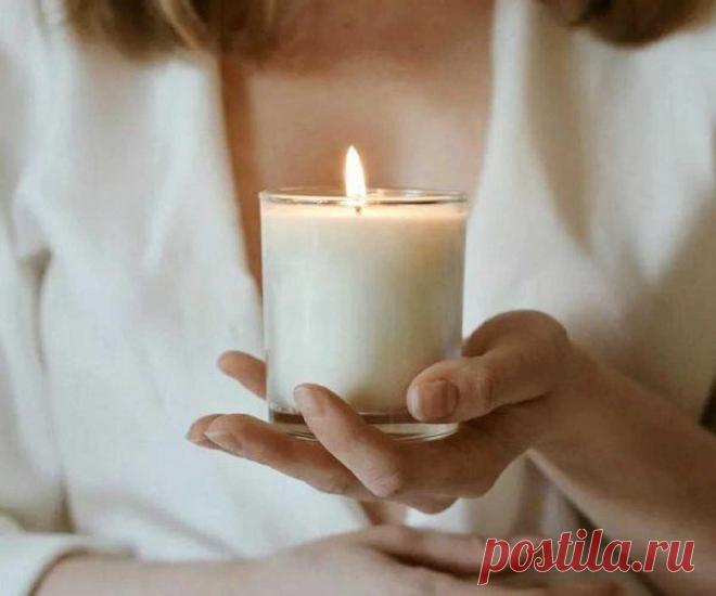 Как помогает Бог людям? Икона Божией Матери - Прибавление ума: фото. Икона Прибавление Ума — молитва, где находится, значение и история 100% Помогающие молитвы Основной сюжет картины достаточно необычен. На иконе Божия Матерь и маленький Иисус изображены под фелонью, представляющей собой разновидность священной