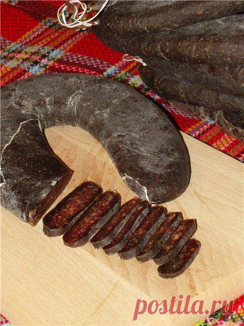 Болгарская вяленая колбаса (суджук и луканка)