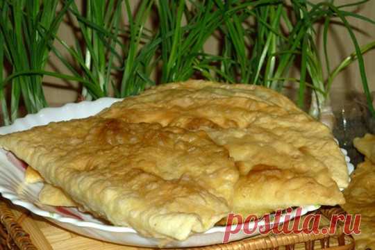 Чебуреки с двумя начинками — Домашняя кулинария