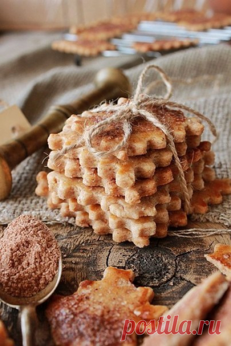 Швейцарское хрустящее печенье с корицей.